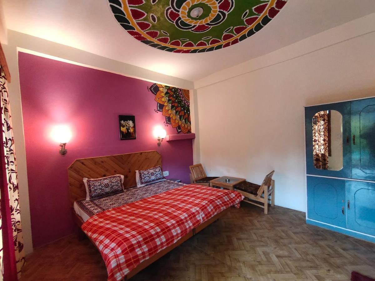 La Siesta India Manali Hostel Εξωτερικό φωτογραφία