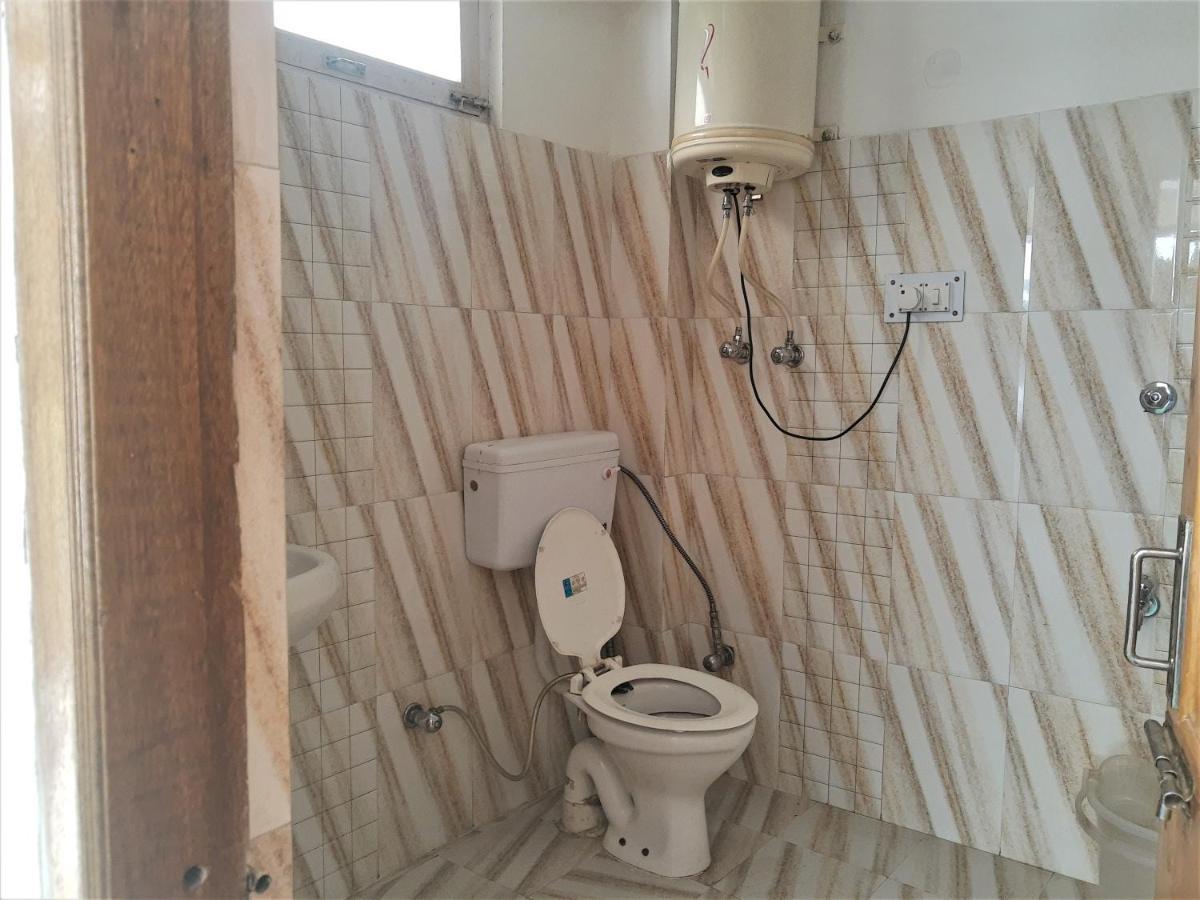 La Siesta India Manali Hostel Εξωτερικό φωτογραφία
