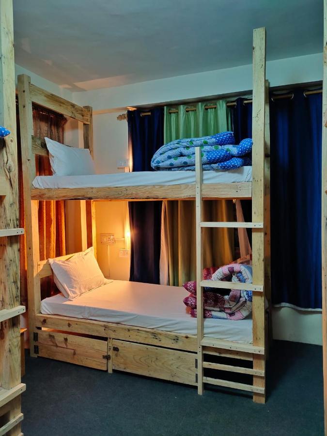 La Siesta India Manali Hostel Εξωτερικό φωτογραφία